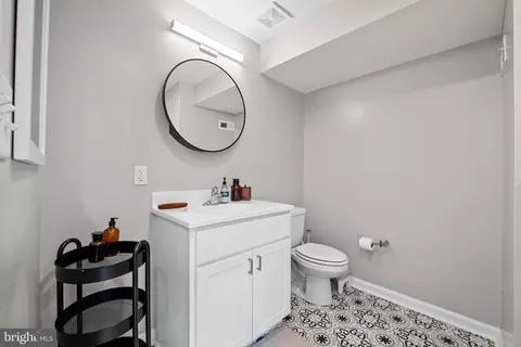 Bath - 807 E Chase St, Baltimore, MD 21202 photo 3 of 4