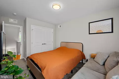 Bedroom - 807 E Chase St, Baltimore, MD 21202 photo 2 of 4