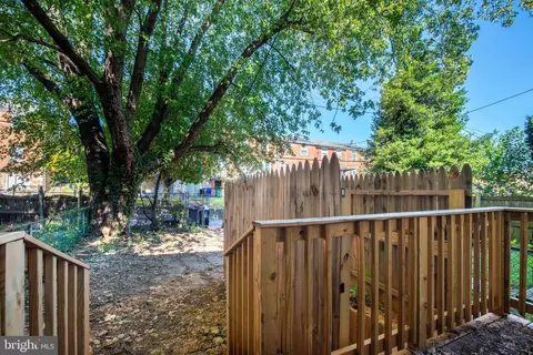 Exterior - 3402 Parklawn Ave, Baltimore, MD 21213 photo 2 of 4
