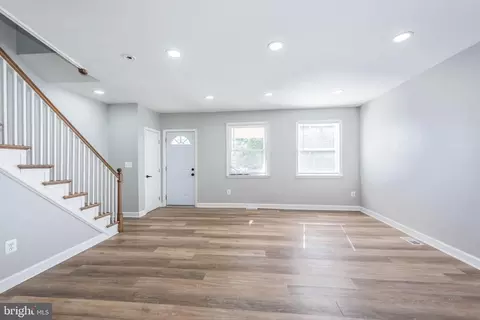 Living - 3402 Parklawn Ave, Baltimore, MD 21213 photo 3 of 5