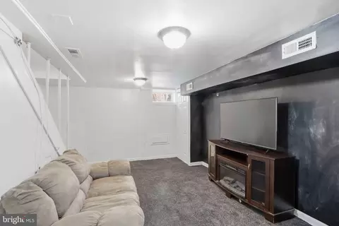 3547 Benzinger Rd, Baltimore, MD 21229 photo 13