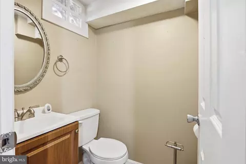 3547 Benzinger Rd, Baltimore, MD 21229 photo 15