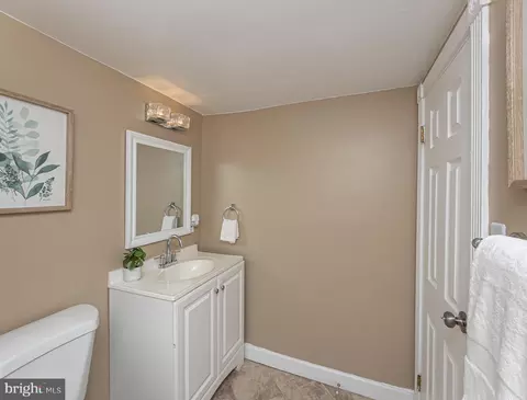 1809 Northbourne Rd, Baltimore, MD 21239 photo 37