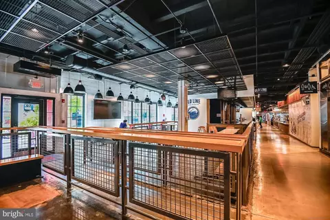 Entry Way - 416 E Clement St, Baltimore, MD 21230 photo 6 of 7