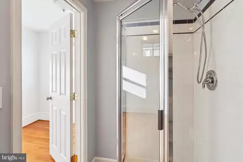 Bath - 416 E Clement St, Baltimore, MD 21230 photo 3 of 3