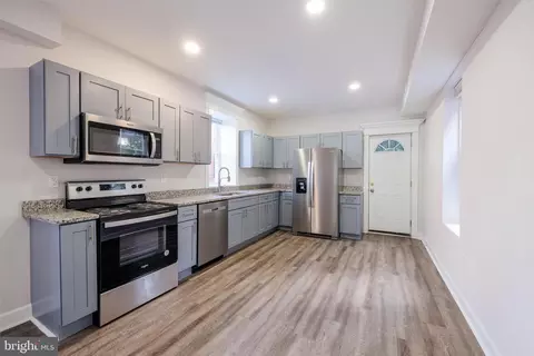 263 S Hilton St, Baltimore, MD 21229 photo 1