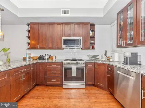 Kitchen - 528 S Paca St, Baltimore, MD 21230 photo 3 of 5