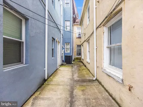 Entry Way - 528 S Paca St, Baltimore, MD 21230 photo 9 of 9