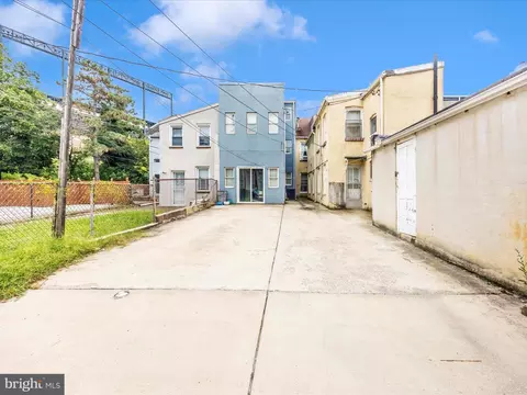 Exterior - 528 S Paca St, Baltimore, MD 21230 photo 7 of 13