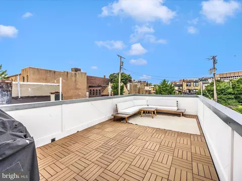 Exterior - 528 S Paca St, Baltimore, MD 21230 photo 4 of 13