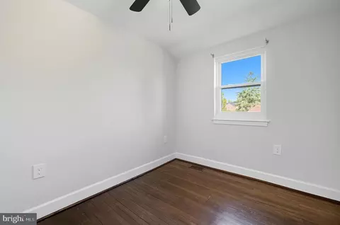 Bedroom - 5768 Maplehill Rd, Baltimore, MD 21239 photo 2 of 3