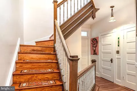 2203 Linden Ave, Baltimore, MD 21217 photo 24