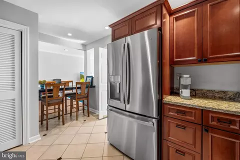 Kitchen - 10 E Lee St #1103, Baltimore, MD 21202 photo 2 of 4