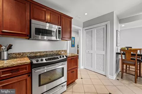 Kitchen - 10 E Lee St #1103, Baltimore, MD 21202 photo 4 of 4