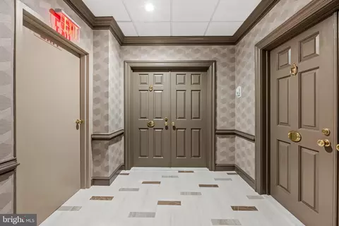 Entry Way - 10 E Lee St #1103, Baltimore, MD 21202 photo 3 of 3
