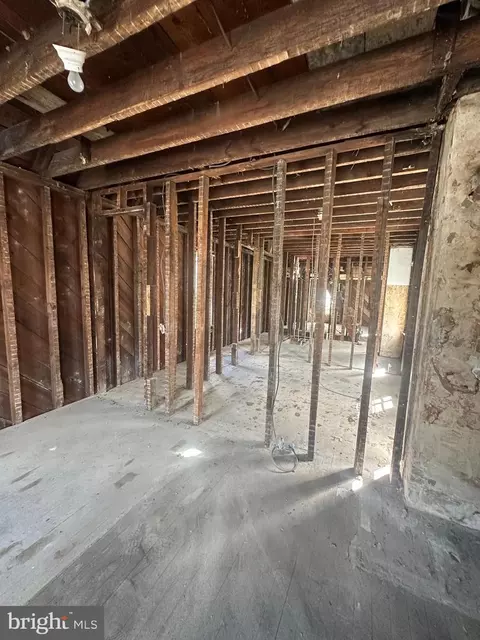 Entry Way - 5923 Belair Rd, Baltimore, MD 21206 photo 7 of 7