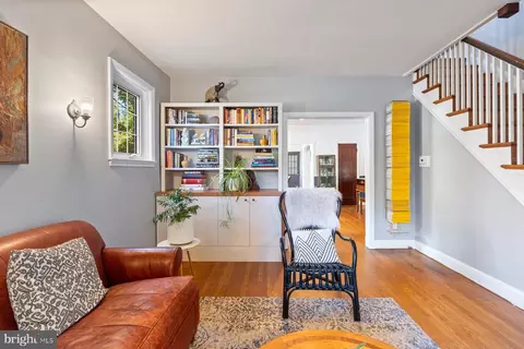 4653 Harcourt Rd, Baltimore, MD 21214 photo 5