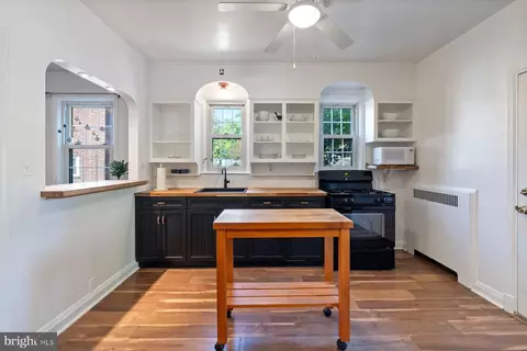 4653 Harcourt Rd, Baltimore, MD 21214 photo 10