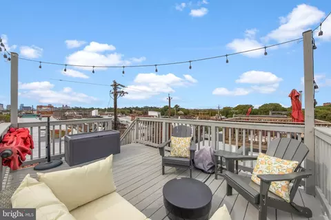 Exterior - 534 S Decker Ave, Baltimore, MD 21224 photo 6 of 12