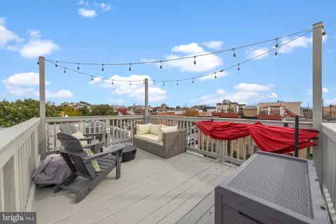 Exterior - 534 S Decker Ave, Baltimore, MD 21224 photo 4 of 12