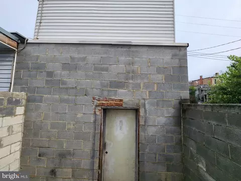 Exterior - 2573 Mcculloh St, Baltimore, MD 21217 photo 2 of 3
