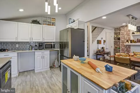 3355 Falls Rd, Baltimore, MD 21211