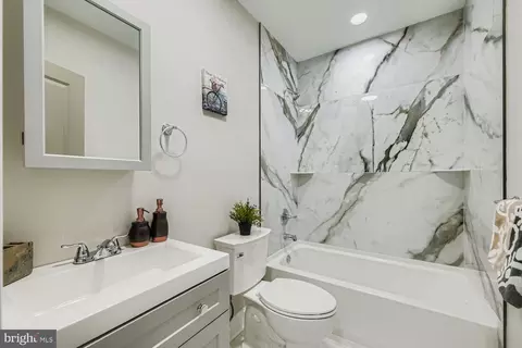 1707 E 32nd St, Baltimore, MD 21218 photo 23