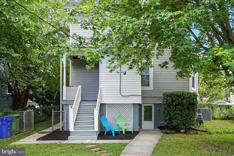 Exterior - 1002 Beaumont Ave, Baltimore, MD 21212 photo 6 of 10