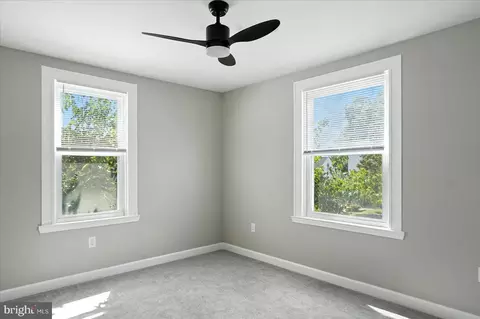 Bedroom - 1002 Beaumont Ave, Baltimore, MD 21212 photo 2 of 5