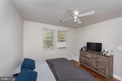 Bedroom - 4052 Annellen Rd, Baltimore, MD 21215 photo 3 of 5