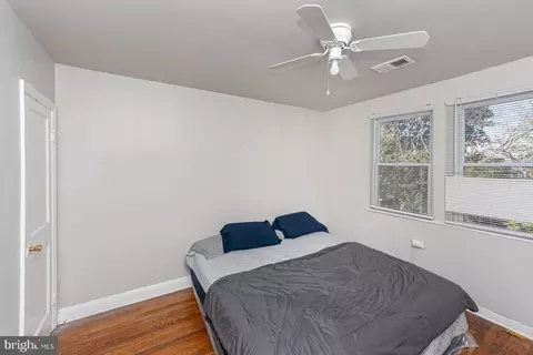 Bedroom - 4052 Annellen Rd, Baltimore, MD 21215 photo 2 of 5