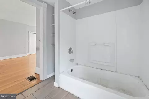 Bath - 510 E 41st St, Baltimore, MD 21218 photo 1 of 2