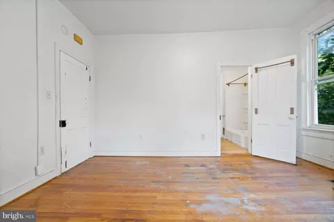 Bedroom - 510 E 41st St, Baltimore, MD 21218 photo 4 of 4