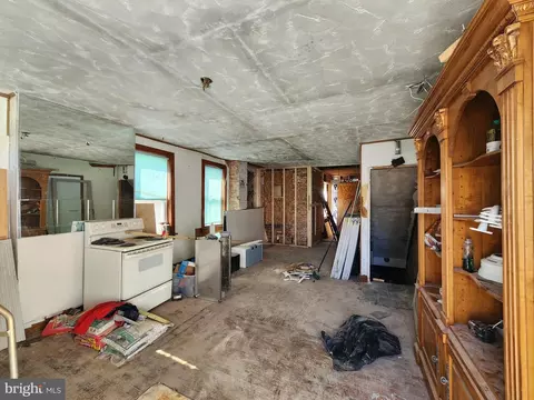 2410 Huron St, Baltimore, MD 21230 photo 3