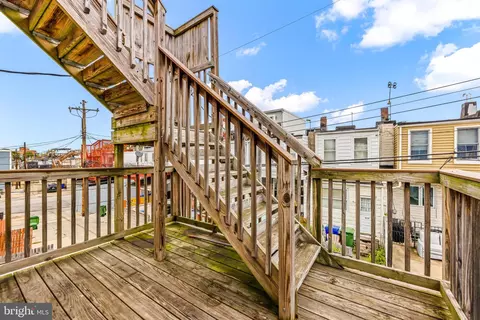 Exterior - 615 S Decker Ave, Baltimore, MD 21224 photo 4 of 5