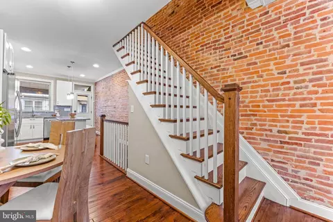 Entry Way - 615 S Decker Ave, Baltimore, MD 21224 photo 1 of 8