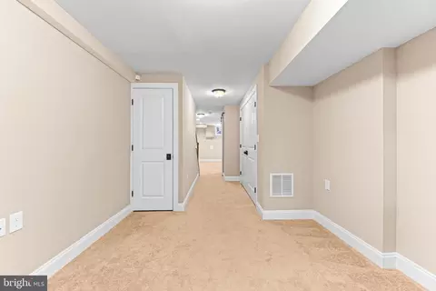 Entry Way - 615 S Decker Ave, Baltimore, MD 21224 photo 8 of 8