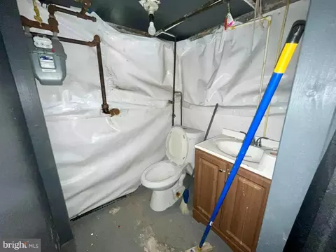 Bath - 2701 Baker St, Baltimore, MD 21216 photo 1 of 1