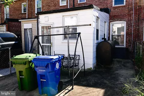 Exterior - 744 E 36th St, Baltimore, MD 21218 photo 4 of 5