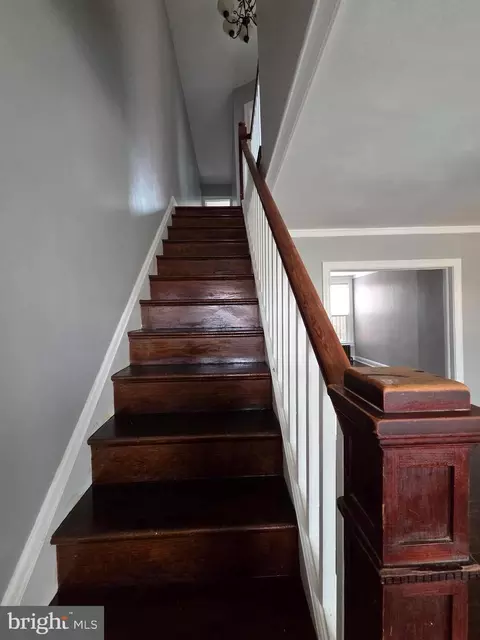 2012 Griffis Ave, Baltimore, MD 21230 photo 8