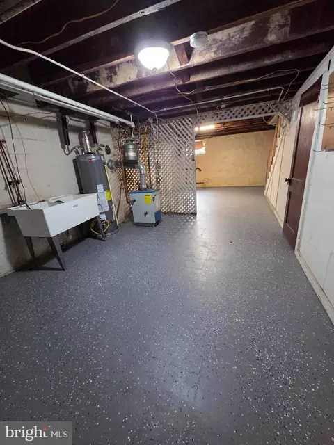 2012 Griffis Ave, Baltimore, MD 21230 photo 15