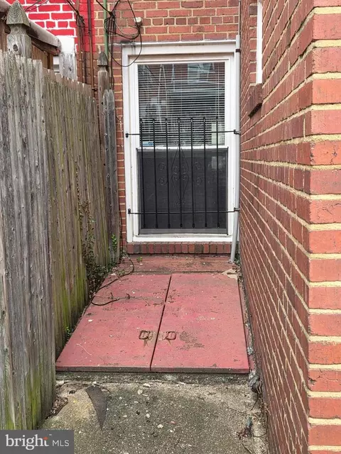 2012 Griffis Ave, Baltimore, MD 21230 photo 20