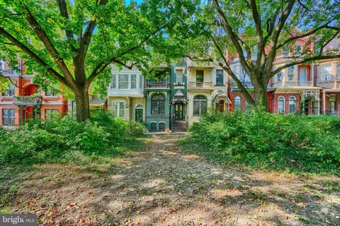 1906 Mount Royal Ter, Baltimore, MD 21217 photo 4