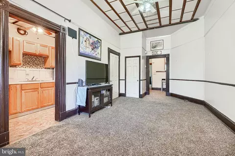 1906 Mount Royal Ter, Baltimore, MD 21217 photo 8
