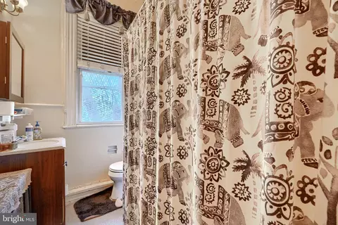 1906 Mount Royal Ter, Baltimore, MD 21217 photo 32