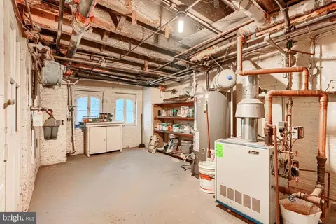 1906 Mount Royal Ter, Baltimore, MD 21217 photo 50