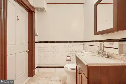 1906 Mount Royal Ter, Baltimore, MD 21217 photo 20