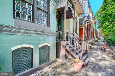 1906 Mount Royal Ter, Baltimore, MD 21217 photo 3
