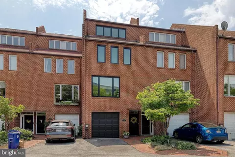 2415 Boston St, Baltimore, MD 21224