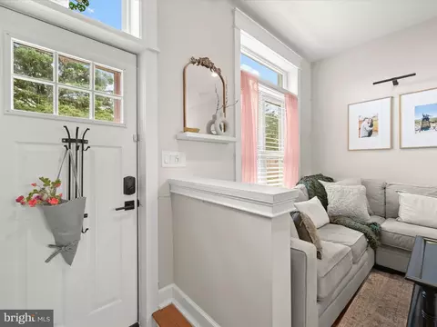 Entry Way - 1718 Webster St, Baltimore, MD 21230 photo 1 of 6